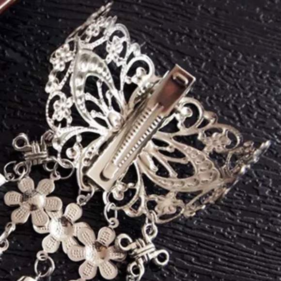 2X$30 FREE STYLE LOOK FOR CHIC HAIR STYLE LOVERS 🤍 - Picture 6 of 8